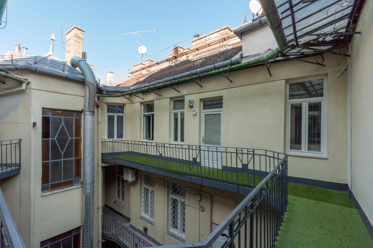 Luxury Dream Suite In The Absolute Center Budapest Kültér fotó